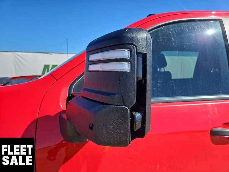 2020-chevrolet-silverado-3500hd-image-25