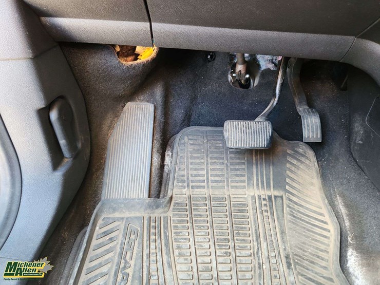 2016-ford-escape-image-23
