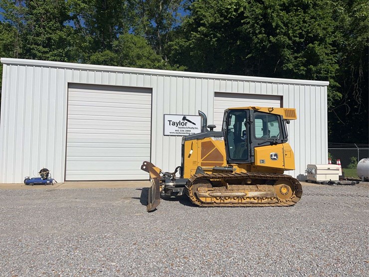 deere-650k-image-1