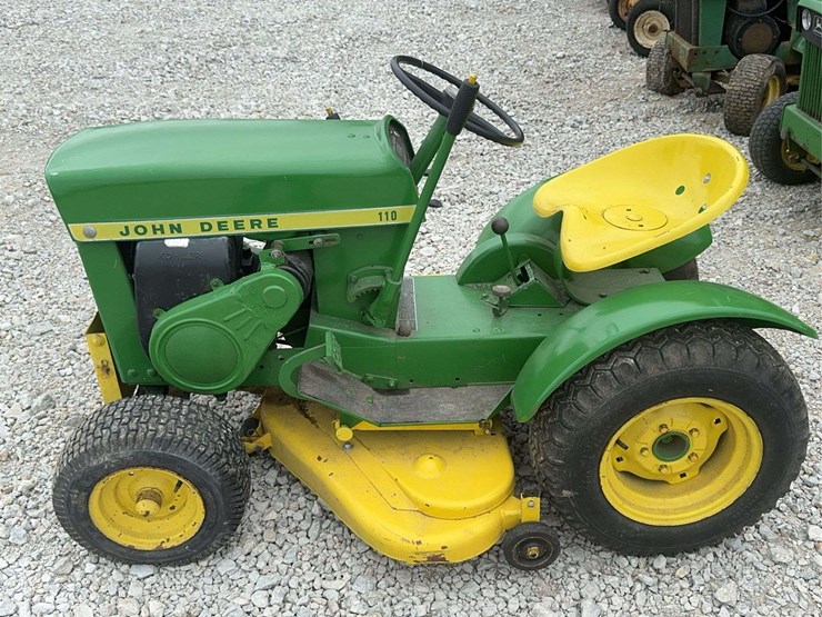 1967-john-deere-110-image-2