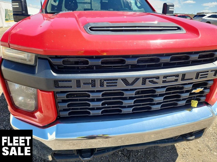 2020-chevrolet-silverado-3500hd-image-52
