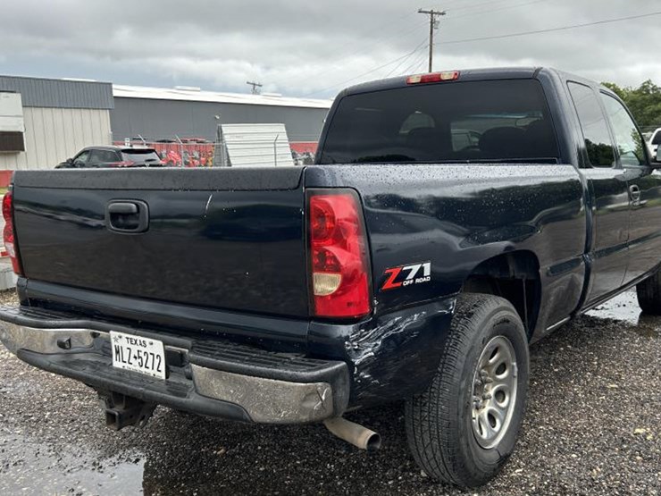 2006-chevrolet-silverado-1500-z71-image-6