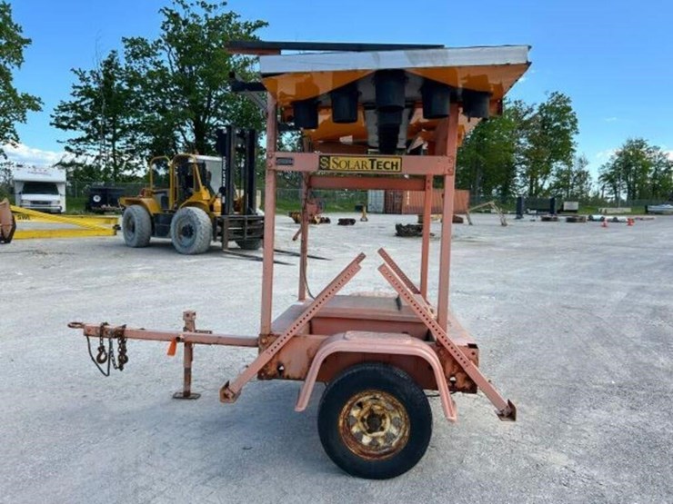tow-behind-sign-board-image-8