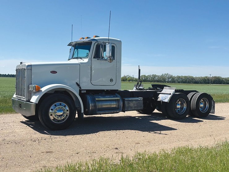 2000-peterbilt-378-image-1