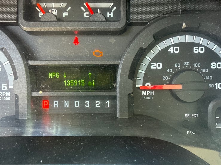 2011-ford-e450-image-16