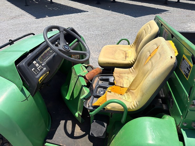 john-deere-gator-image-5