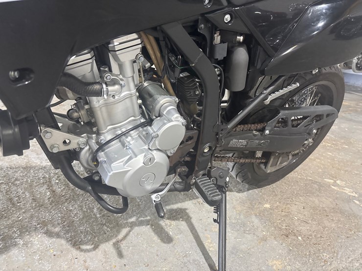 #87-•-2022-kawasaki-klx300-motorcycle-image-5