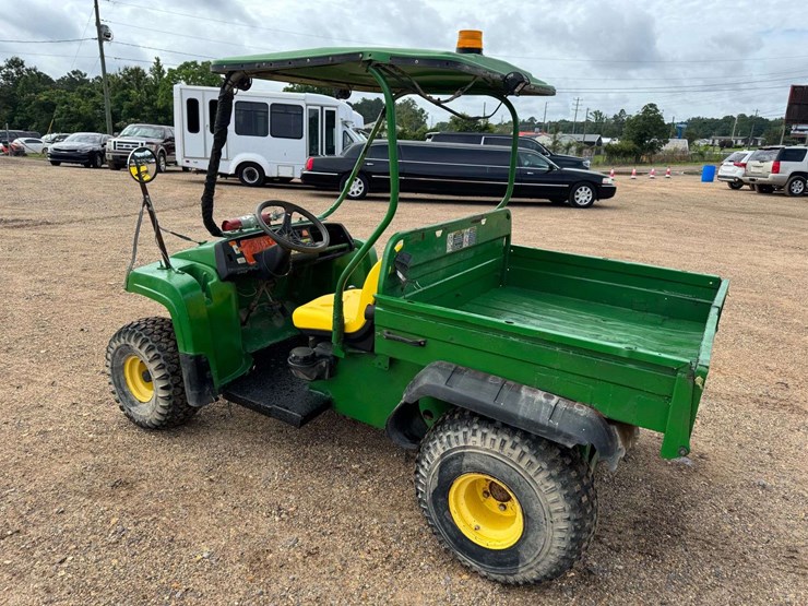 john-deere-gator-image-4