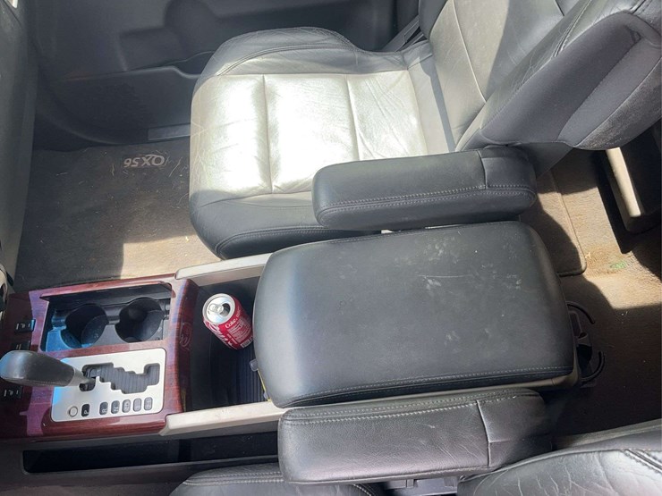 2004-infiniti-qx56-image-12