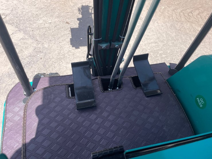 #2657-•-unused-cfg-mini-excavator-image-21