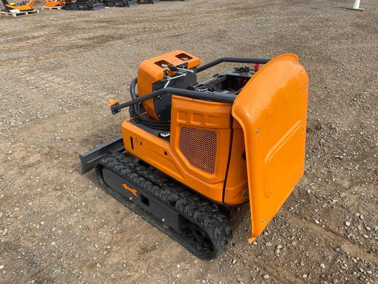 #2017-•-unused-2026-landhonor-mini-excavator-image-2