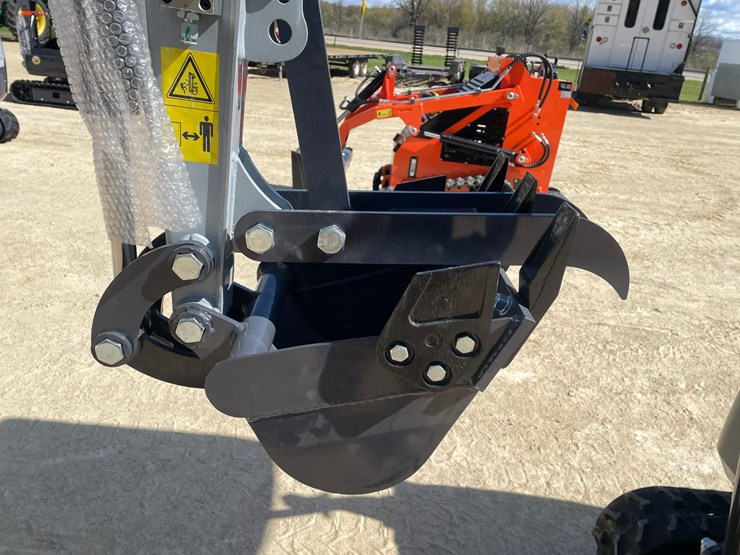 #1112-•-new-ats-me18-mini-excavator-image-9