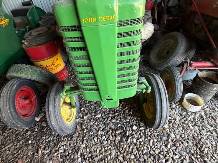 john-deere-m-image-3