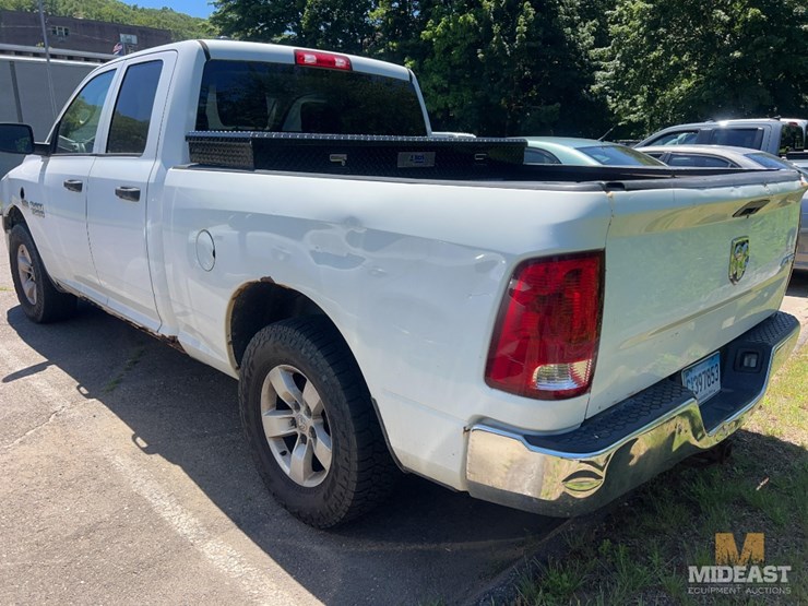 2013-dodge-ram-1500-image-2