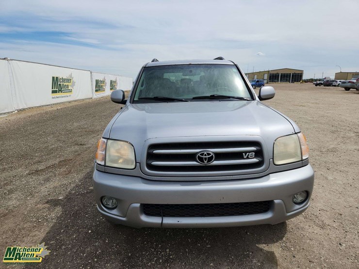 2002-toyota-sequoia-limited-image-9