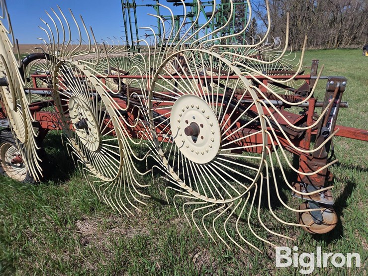 hesston-3980-image-16