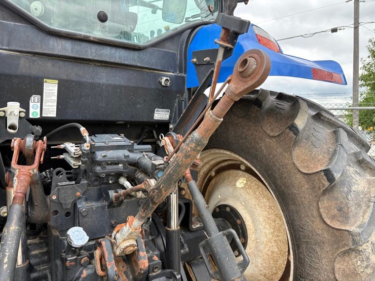 new-holland-t6050-image-21