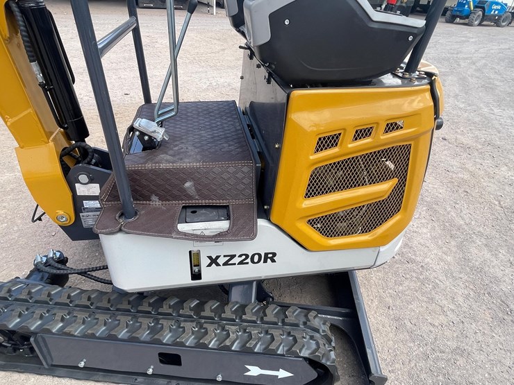 #2663-•-unused-cfg-mini-excavator-image-19