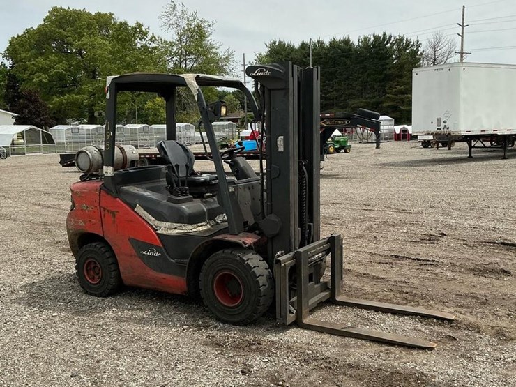 #1363-•-2017-linde-ht30t-forklift-image-7