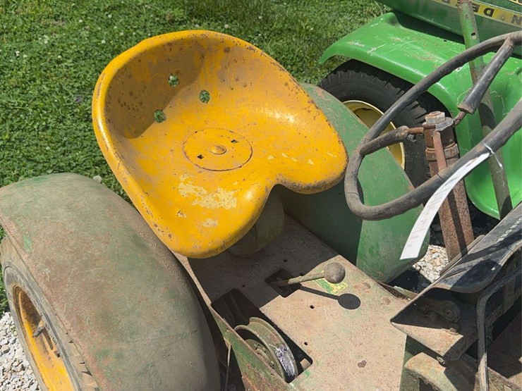 john-deere-110-image-7