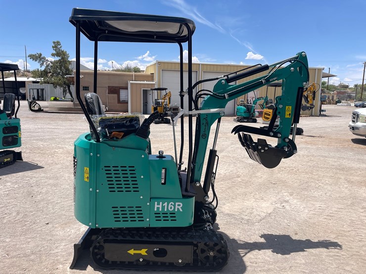 #2657-•-unused-cfg-mini-excavator-image-4