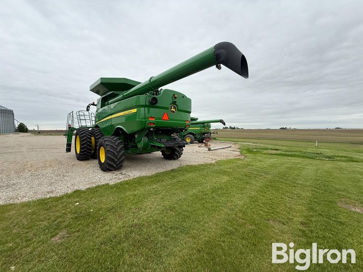 2019-john-deere-s780-image-7