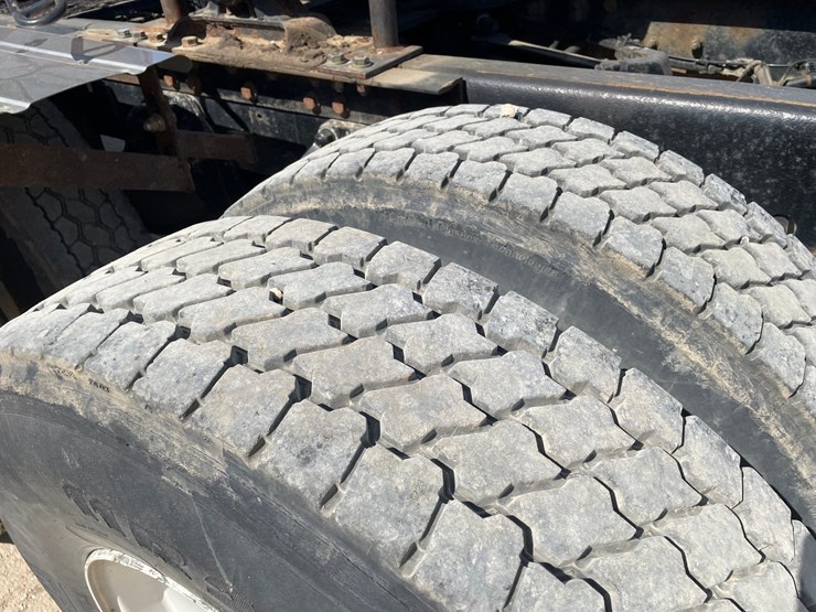 2003-kenworth-t800-image-14