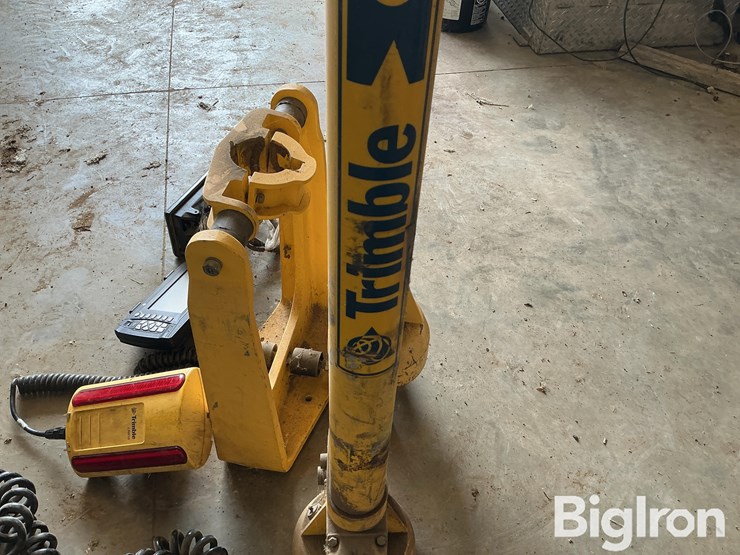 trimble-grade-control-system-image-18