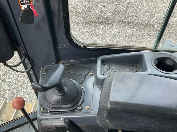 2014-deere-650k-xlt-image-50