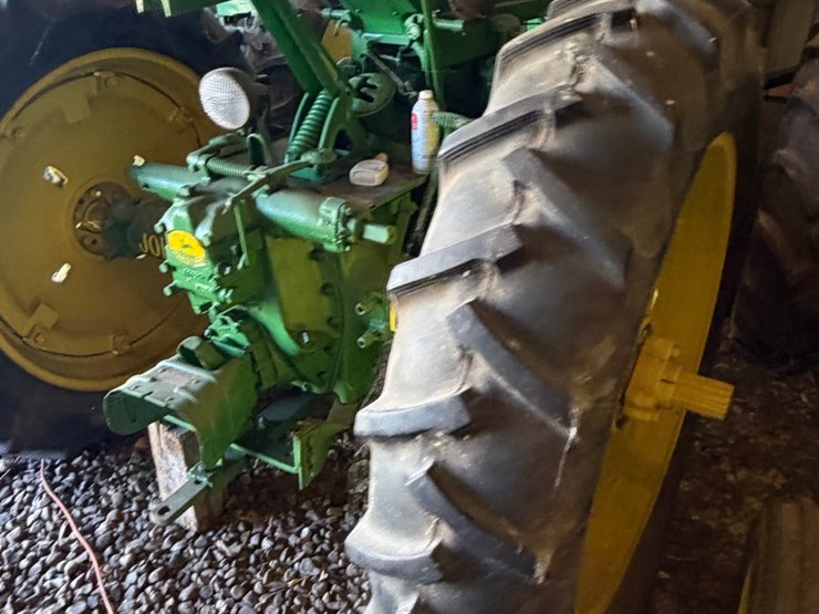 john-deere-a-image-17