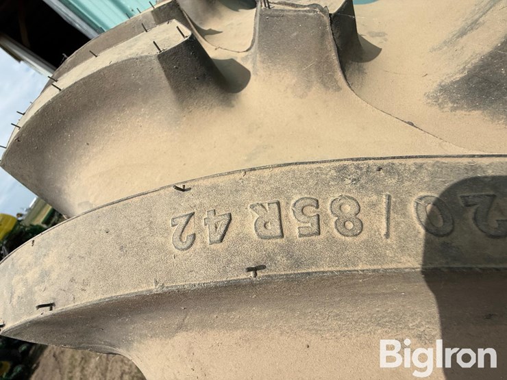 titan-hi--traction-lug-radial-r-1-520/85r42-tire-image-10