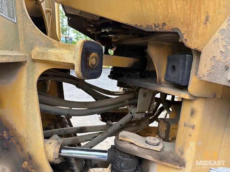 2009-caterpillar-950h-image-11