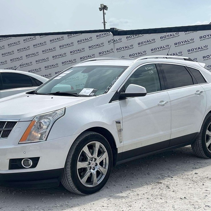 2010 CADILLAC SRX
