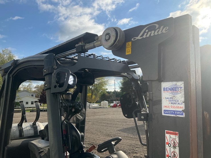 #1351-•-2015-linde-h35-evo-forklift-image-26