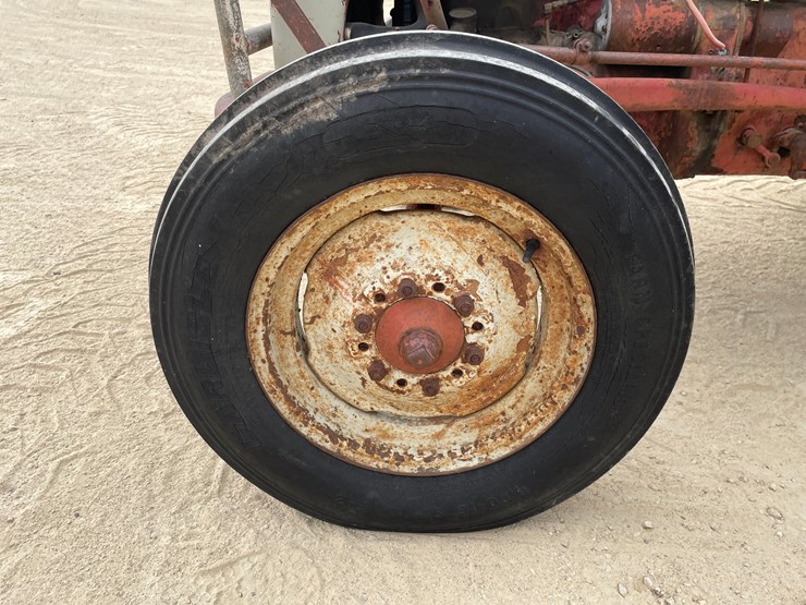 ford-8n-image-44