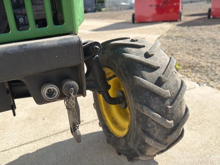 john-deere-318-image-17