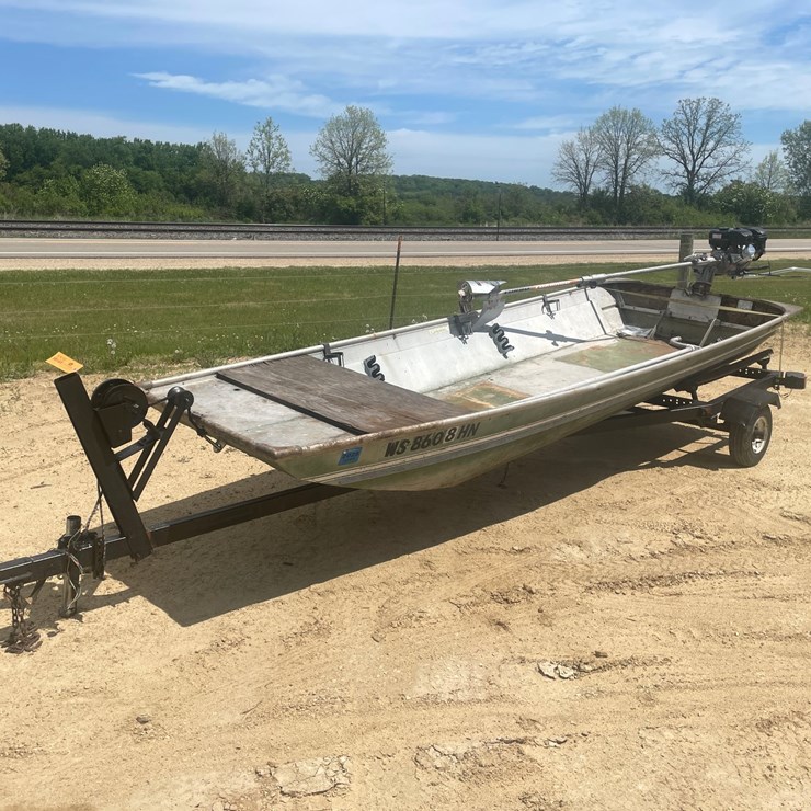 #2001 • 14' Landau Aluminum Boat With a Mud Motor (No Title)