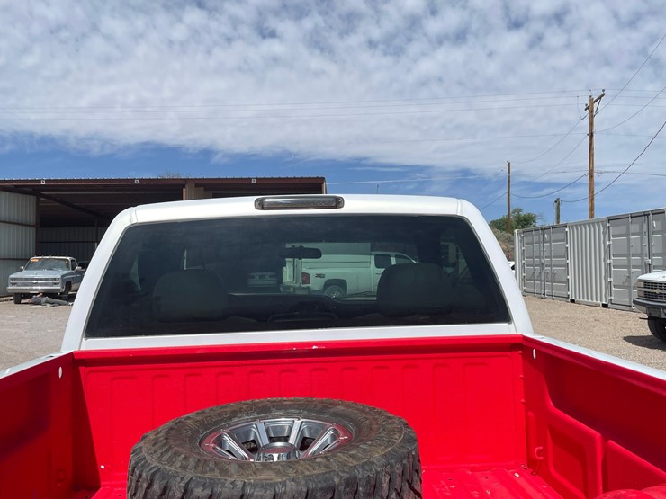 #212-•-2001-chevrolet-silverado-pickup-truck-(has-a-nm-title-image-48