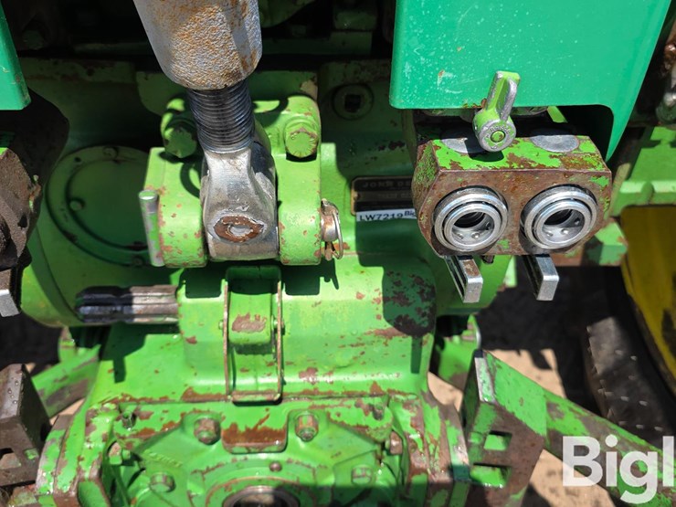 1972-john-deere-4320-image-15