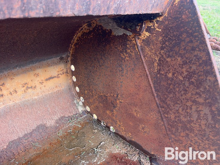 pr1196-excavator-bucket-image-12