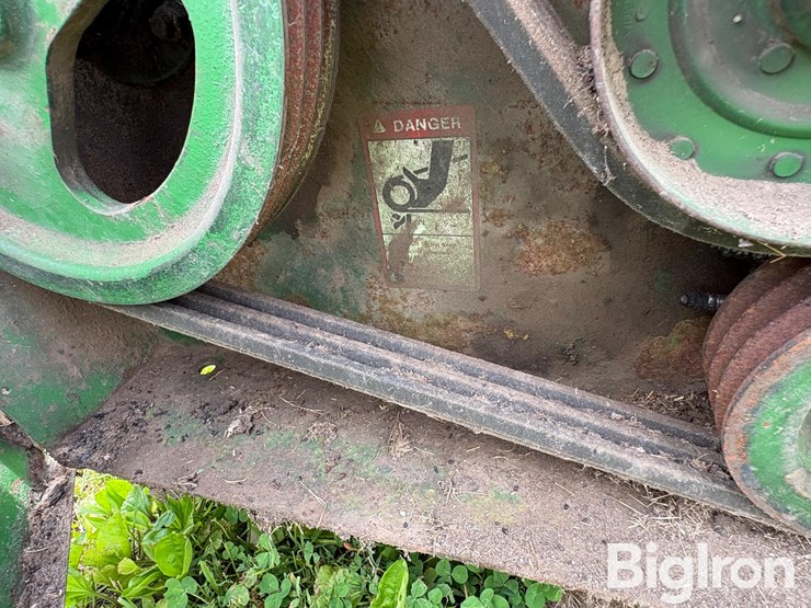 john-deere-120-image-19
