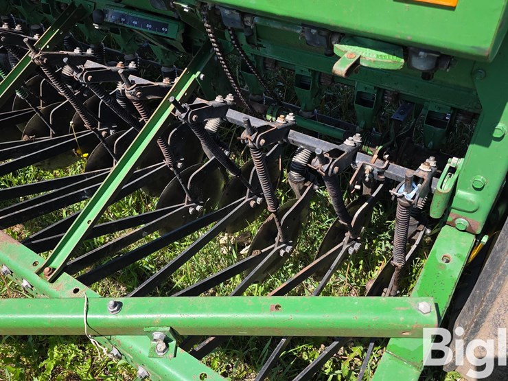 john-deere-8200-image-15