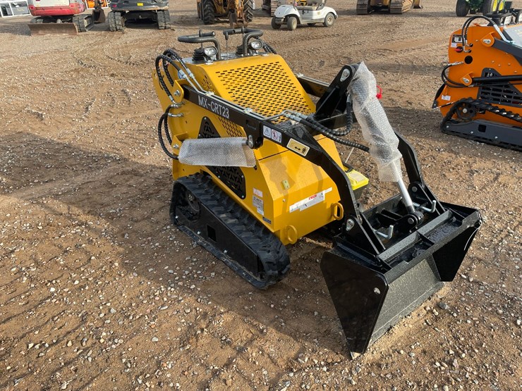 #2009-•-2026-agt-mx-crt23-compact-track-loader-image-4