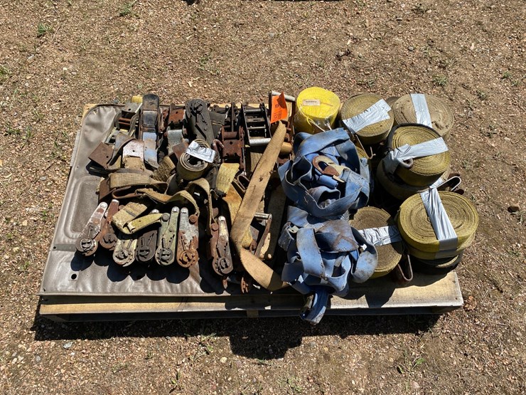 #7431-•-pallet-of-2"-ratchets-and-straps-(antigo,-wi)-image-4