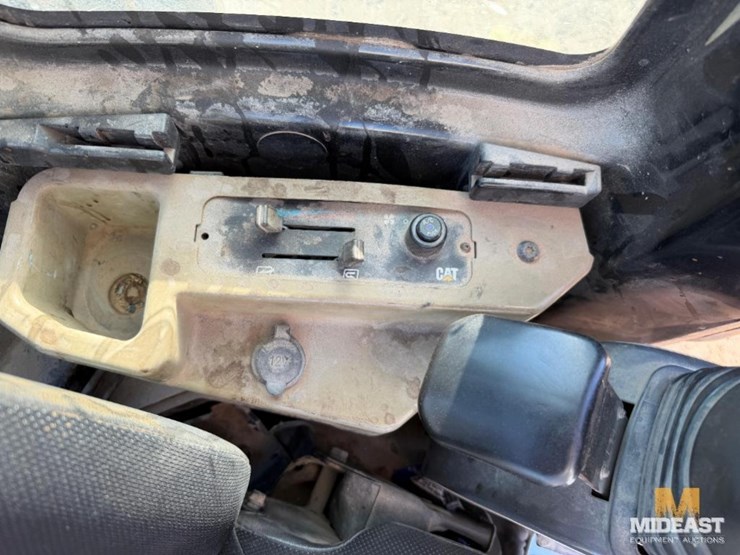 2013-caterpillar-305e-cr-image-24
