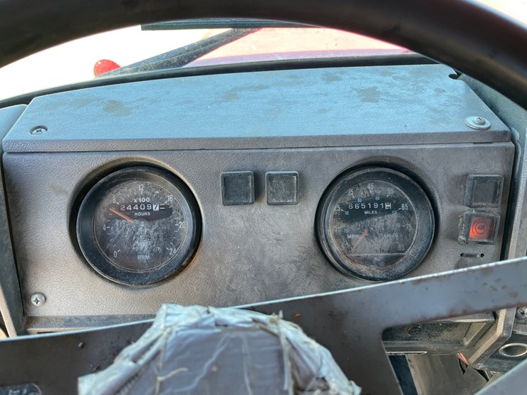 mack-dm688s-image-61
