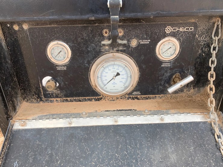 oilquip-skidded-grease-injection-unit-image-5