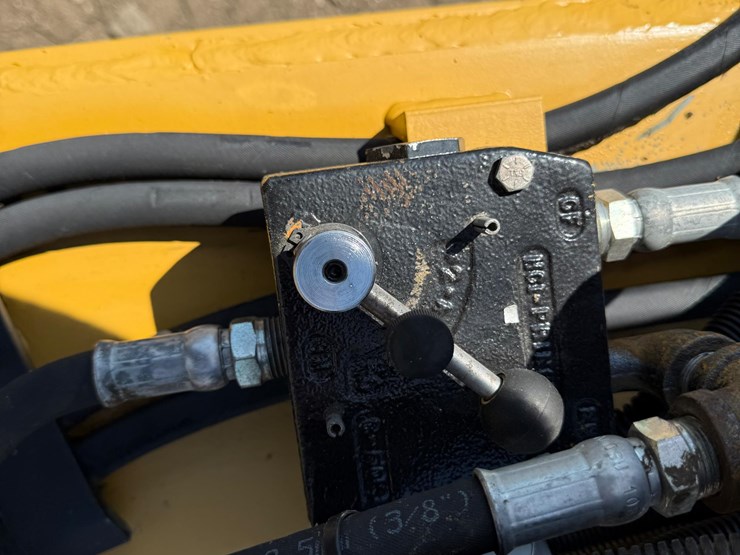 johnson-6'-pull-type-drainage-tile-plow-w/john-deere-igrade-image-14
