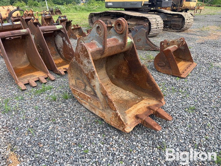 strickland-cx210-36”-excavator-bucket-image-3