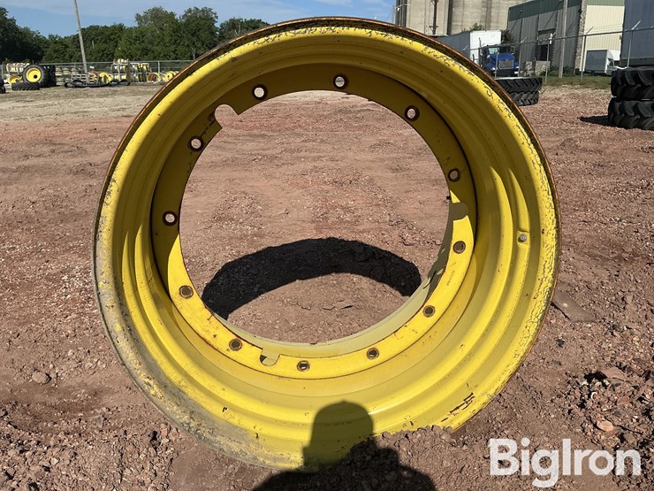 john-deere-25-image-11